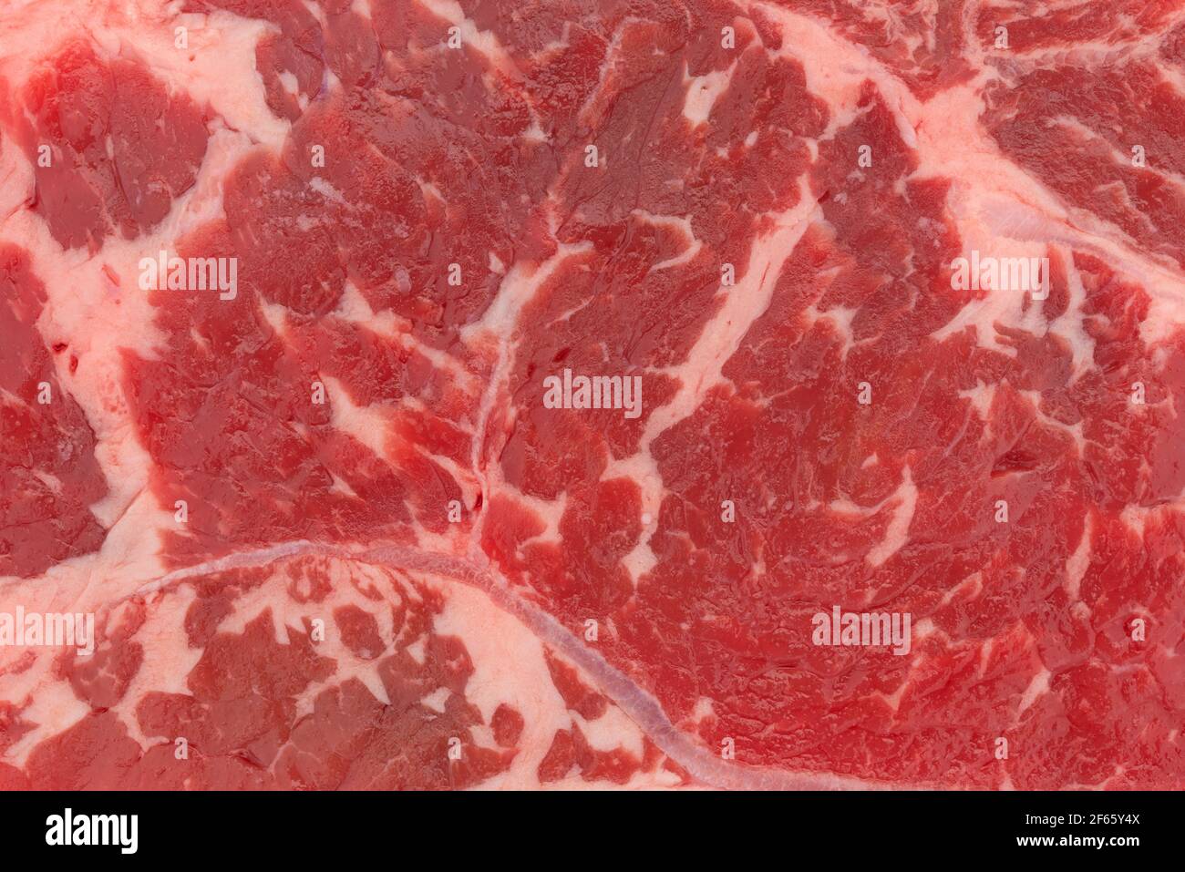 Rindslende ohne Knochen am Ende geschnitten Streifen Steak aus der Nähe. Stockfoto