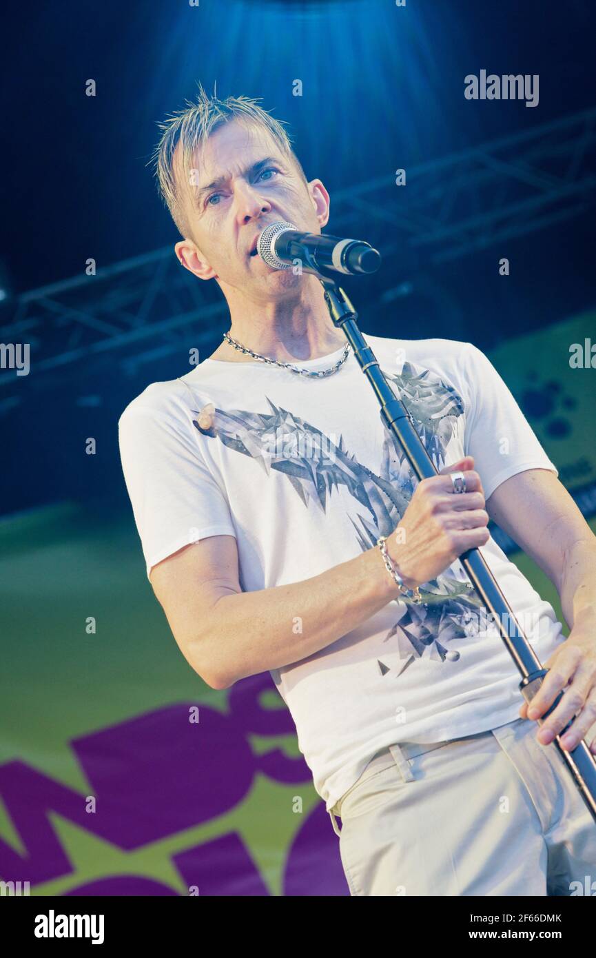 Kajagoogoo singt live beim Midlands Festival 2010 Stockfoto