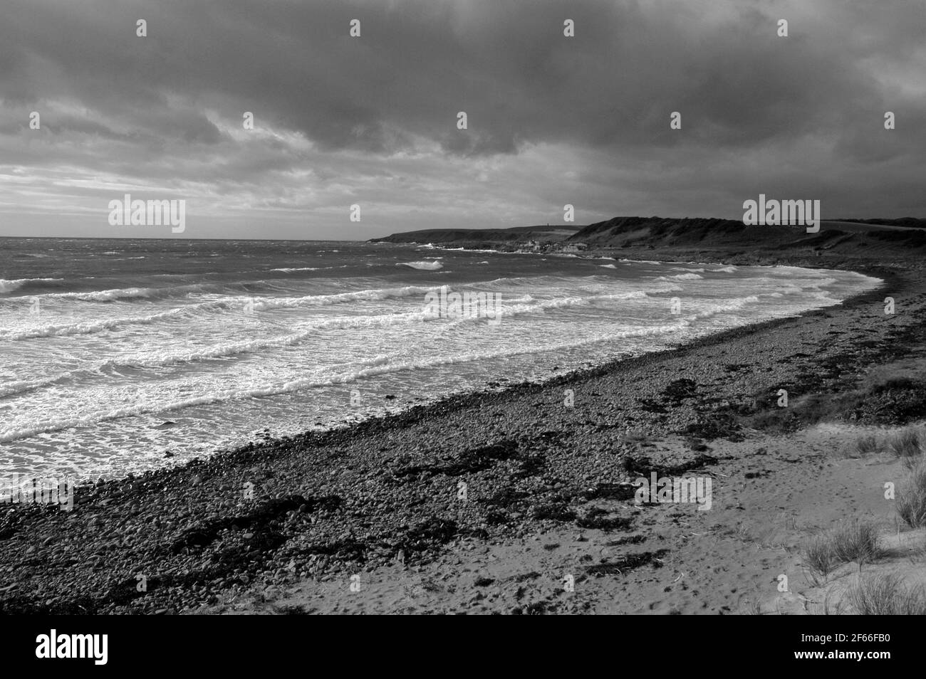 Zerklüftete Küste und Strand im Südwesten Schottlands Stockfoto