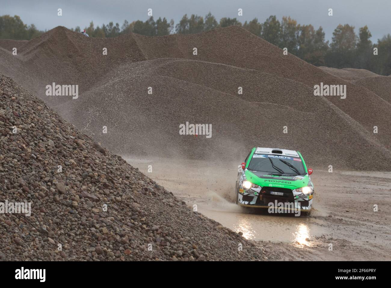 16 Remennik Sergey und Rozin Mark, Russian Performance Motorsport, Mitsubishi Lancer Evo X Aktion während der European Rally Championship 2017 ERC Liepaja Rallye, vom 6. Bis 8. oktober, in Liepaja, Lettonie - Foto Gregory Lenormand / DPPI Stockfoto