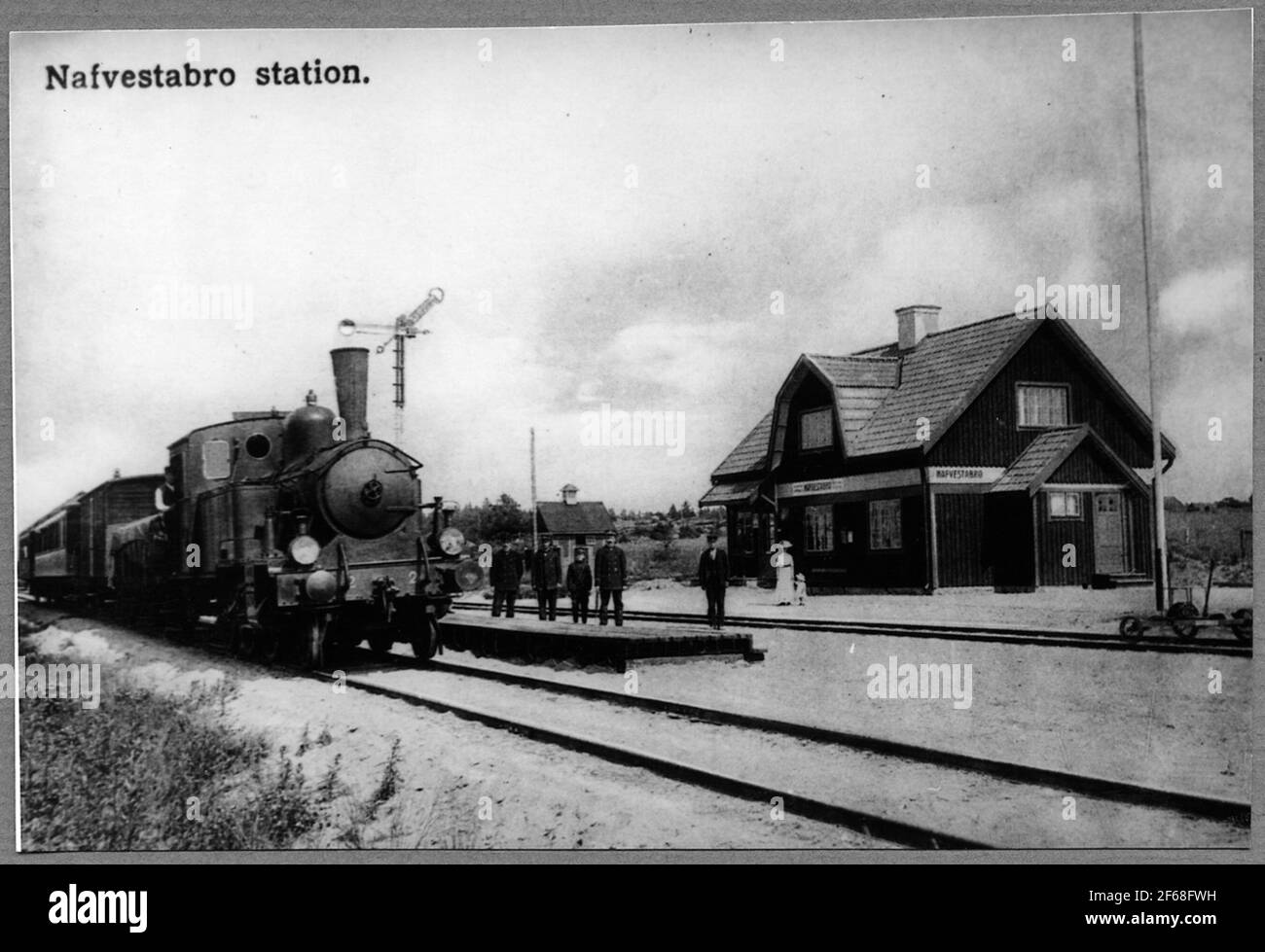 Uppsala Enköping Railway, UE Lok 2 am Bahnhof in Navestabro. Stockfoto