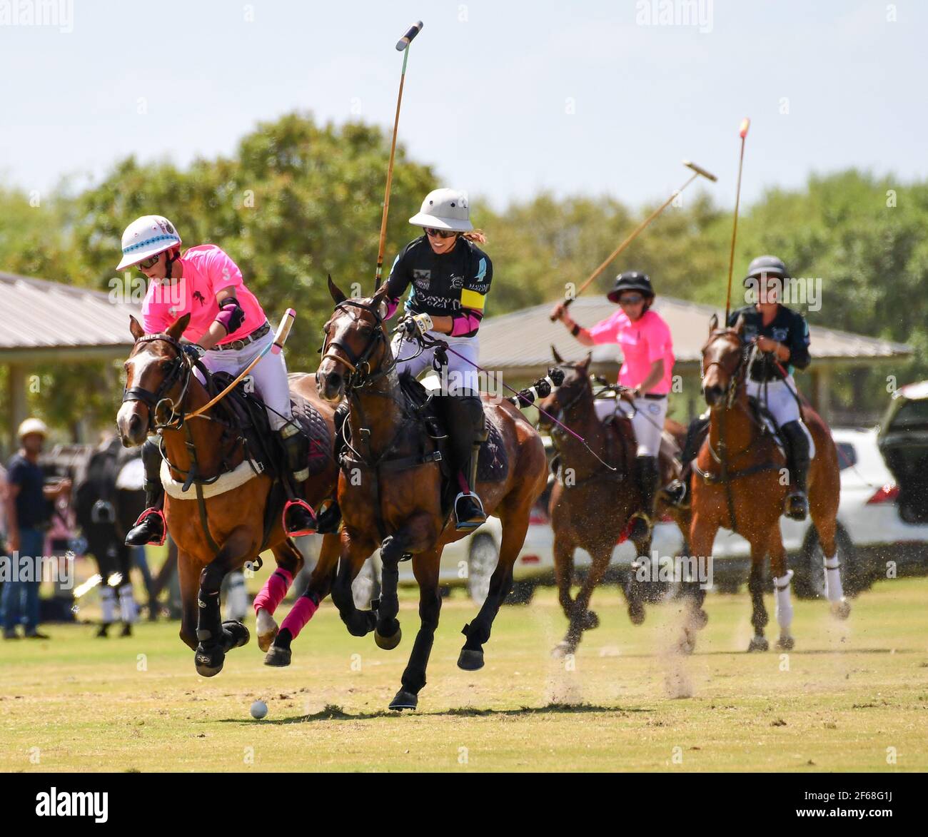 DUNDAS VS HAWAII POLO LIFE 2021 DAMEN POLO CHAMPIONSHIPS, in Port Mayaca, Florida, 10. März 2021. Team Dundas: Nina Clarkin, Hope Arelano, Sarah Siegel Magness Team Hawaii Polo Leben: Delores Onetto, Pamela Flanagan, Mia Cambiaso, Hazel Jackson. Foto von Jennifer Graylock-Graylock.com 917-519-7666 Stockfoto