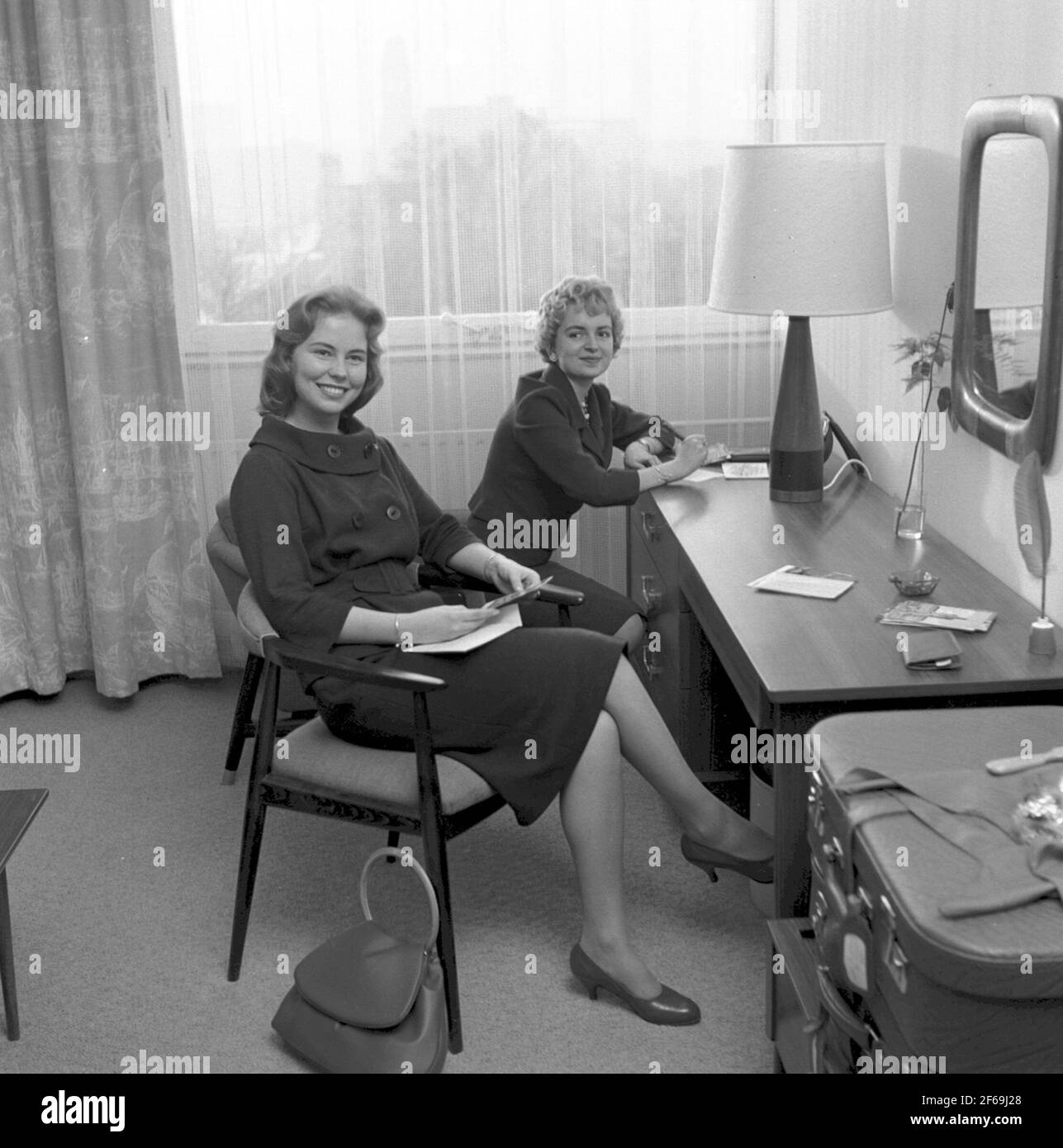 Die Staatsbahnen, sj. Lucia Kernel Ulla und Kerstin im Zusammenhang mit Lucias Besuch in Berlin 1958 Stockfoto