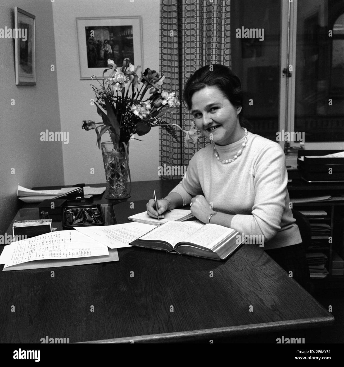 Bundeskanzlerin Birgitta Olsson. Büro Mechanical Agency. Stockfoto