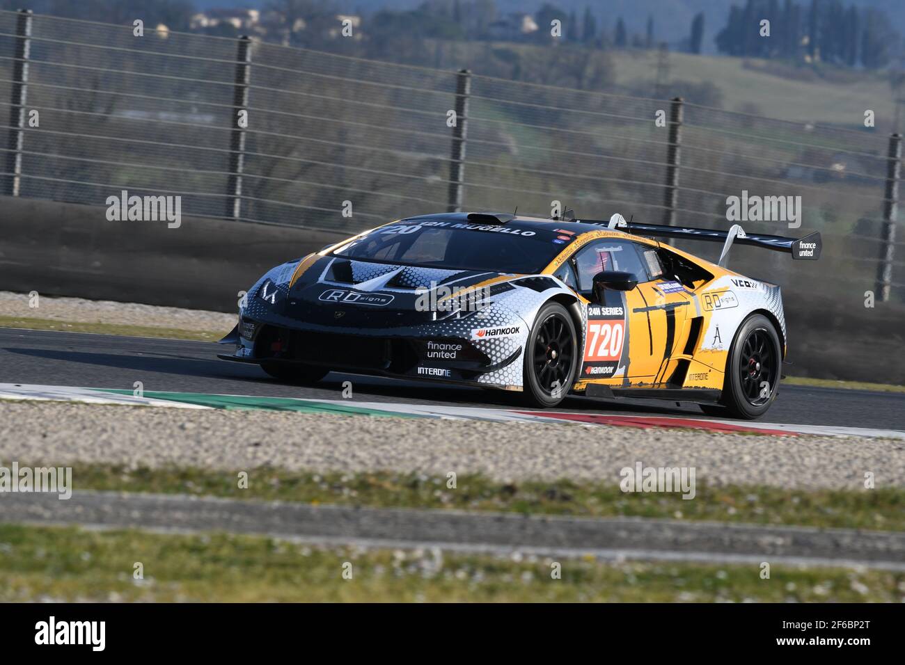 Scarperia 25 Marz 2021 Lamborghini Huracan Super Trofeo Von Siauliai Rd Signs Racing Team Pilotiert Von Butkevicius Gutaravicius Capkauskas Paskeviciu Stockfotografie Alamy