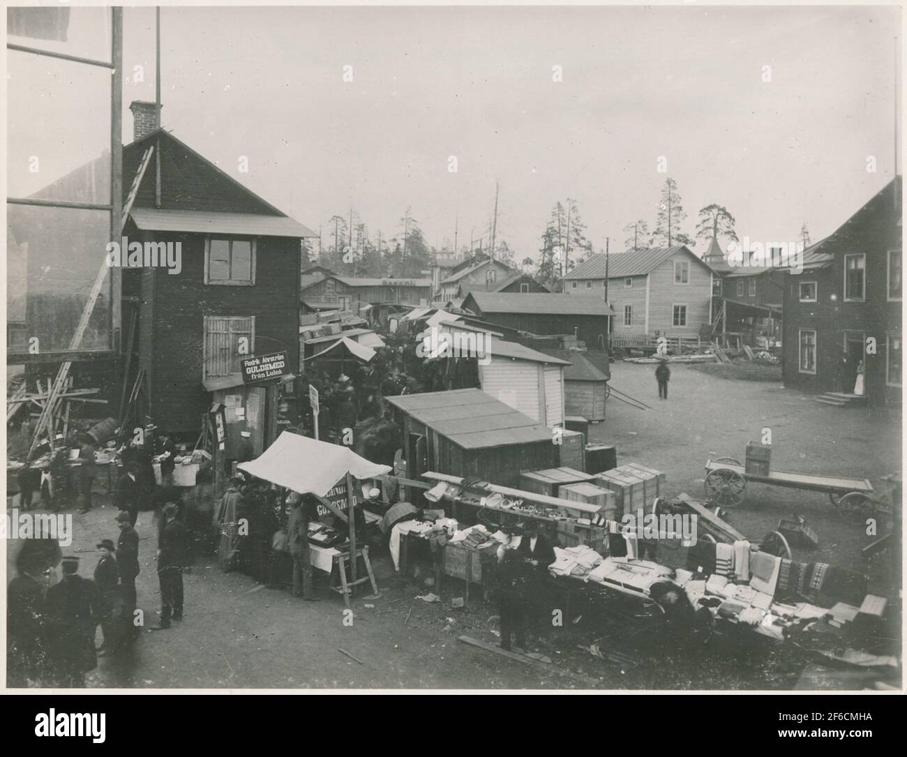 Malmberget 1899 oder 1900, Markt mit Texturen und Goldschmied, Textfoto wird kaum gelesen. Stockfoto