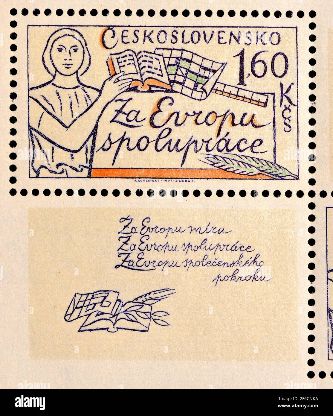 Tschechoslowakische Briefmarke Mini-Blatt (1977) aus der Serie "für ein Europa des Friedens, der Zusammenarbeit und des sozialen Fortschritts" 1.60Kcs: Kooperation Stockfoto