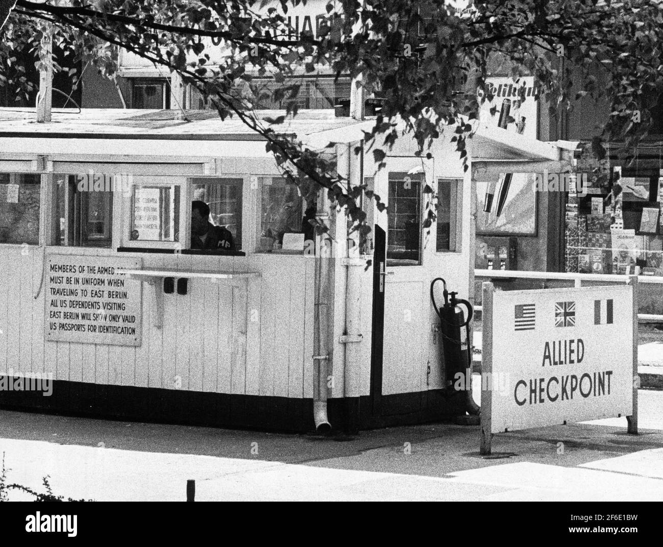 Berlin 1973-08-06 West-Berlin / Ost-Berlin. Checkpoint Charlie, Grenzübergang auf der Westseite der Berliner Mauer Foto: Carl-Erik Sundstrom / DN / TT / Code: 59 Stockfoto