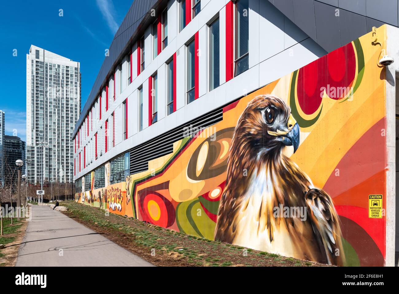 Urbane Kunst im Gebäude neben dem Gardiner Expressway Stockfoto