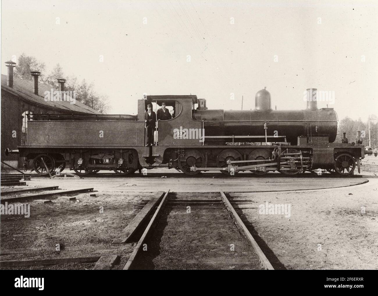 SWB K / M 53 fotografiert auf dem Drehteller in Västerås 1906. Die Lokomotive war für die Mexican Pacific Railways 1890 vorgesehen. Stockfoto