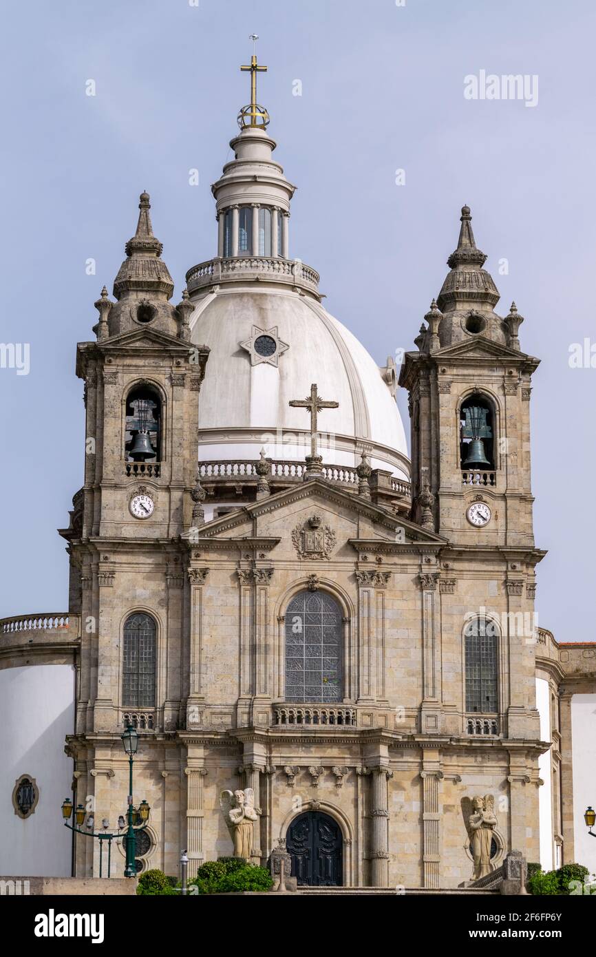 Santuário Nossa Senhora do Sameiro, Culto Mariano. Sameiro-Heiligtum in Braga, Portugal, Kult der Holly Mary. Stockfoto