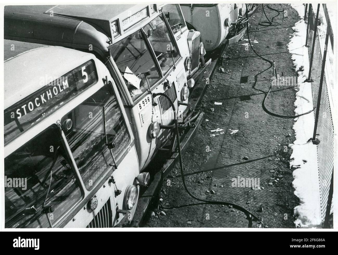 Heizung von Bussen mit Dampfschlauch. Staatsbahnen, SJ Bus 763. Stockfoto