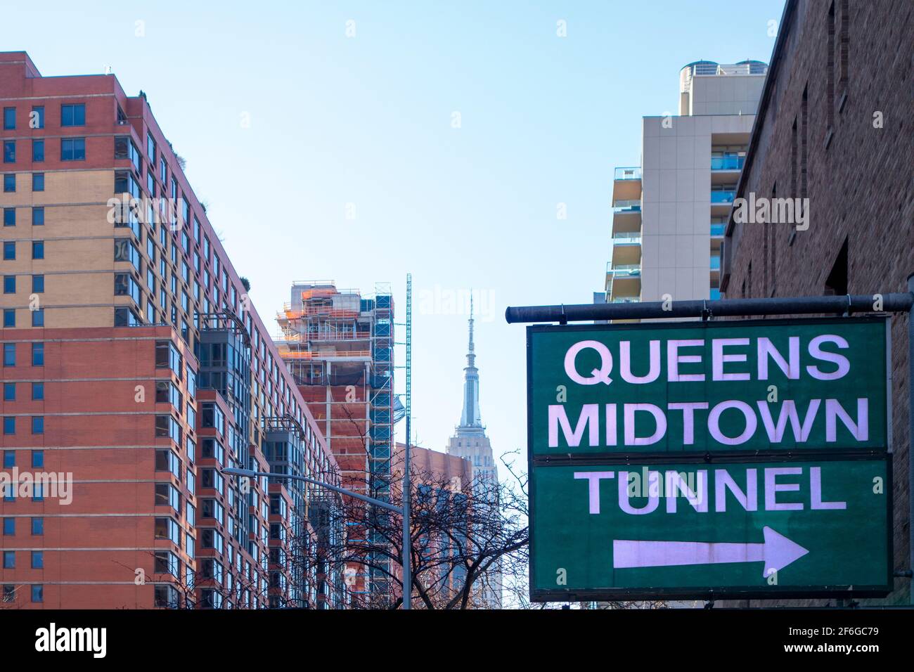 Queens Midtown Tunnel, Manhattan NYC Gebäude und Wolkenkratzer Stockfoto