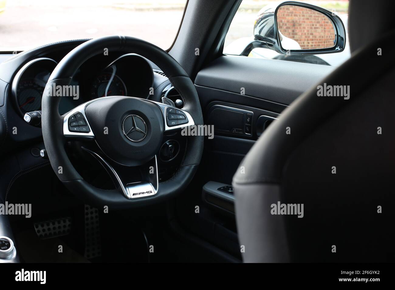 Mercedes Benz Detail Leder Stockfotos Und Bilder Kaufen Alamy