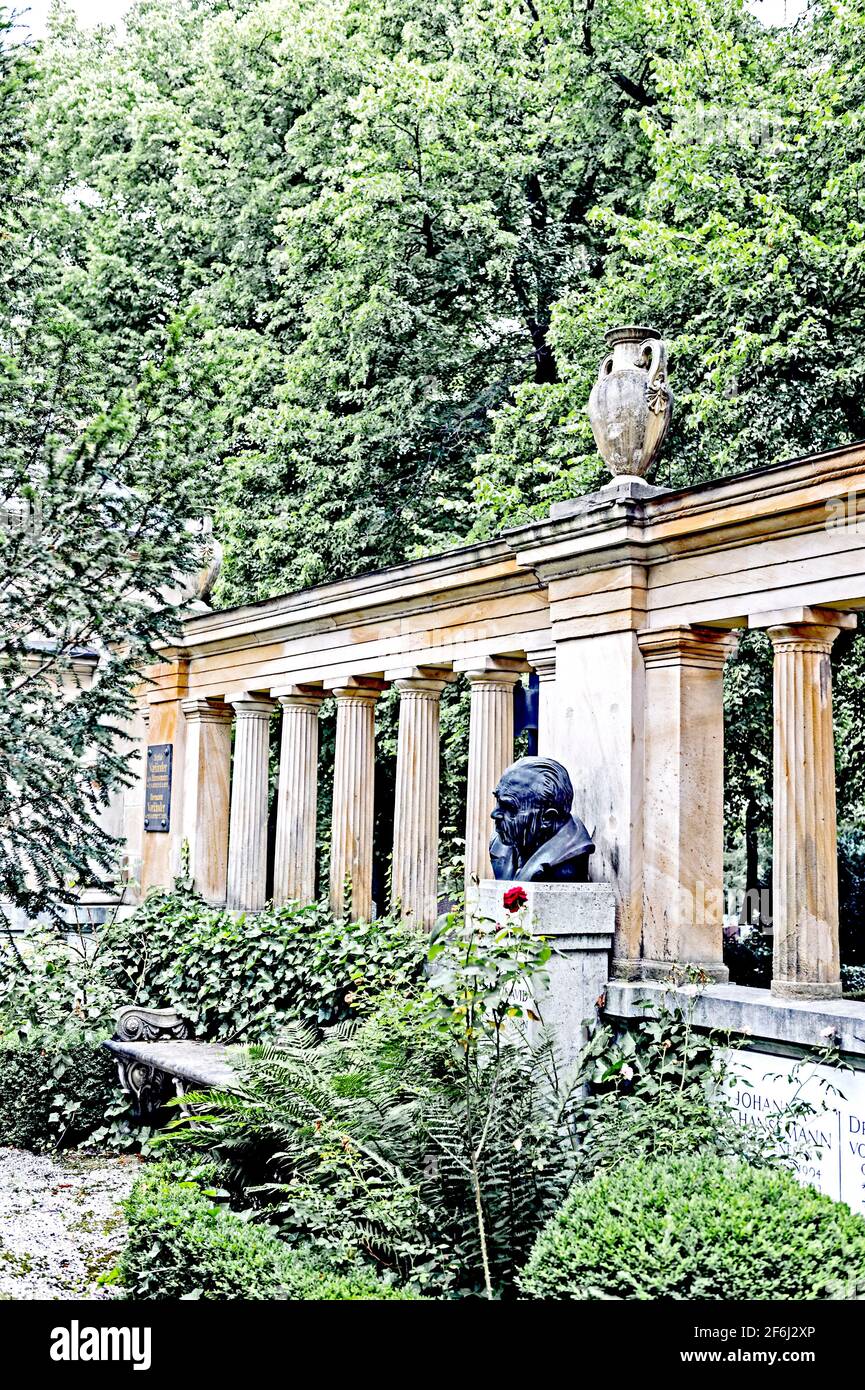 Berlin: Alter St- Matthäus Kirchhof: Grabstätte der Familie Hansemann Stockfoto