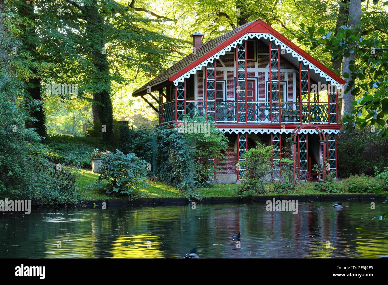 Schweizer Haus im Schlossgarten Cuxhaven Deutschland Stockfoto