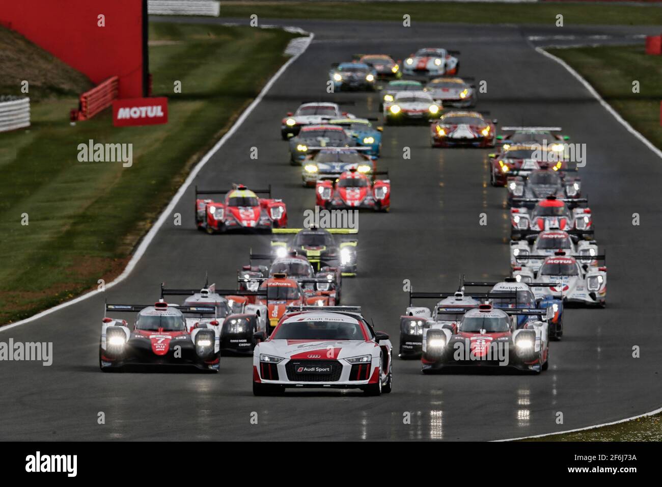 START, AUFWÄRMRUNDE, während der 2017 FIA WEC World Endurance Championship 6 Stunden in Silverstone, England, vom 14. Bis 16. April - Foto DPPI / Jean Michel Le MEUR. Stockfoto