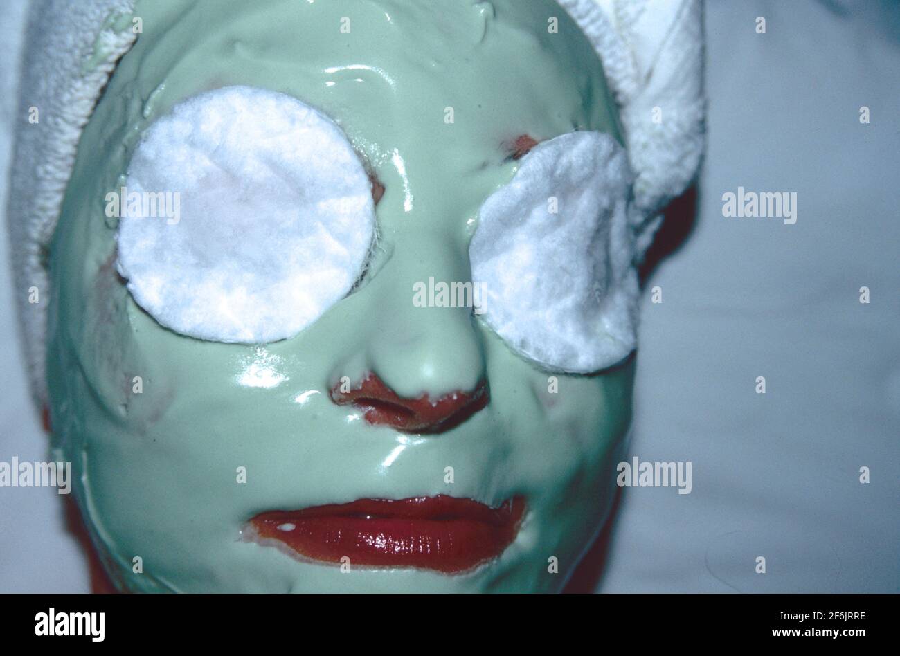 Gesichtsmask im Spa Stockfoto