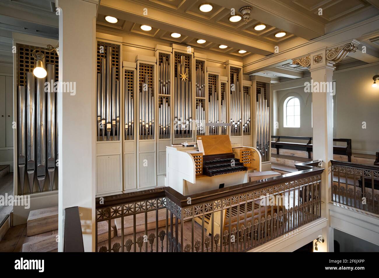 Die Pfeifenorgel der Kathedrale von Reykjavik. Island Stockfoto