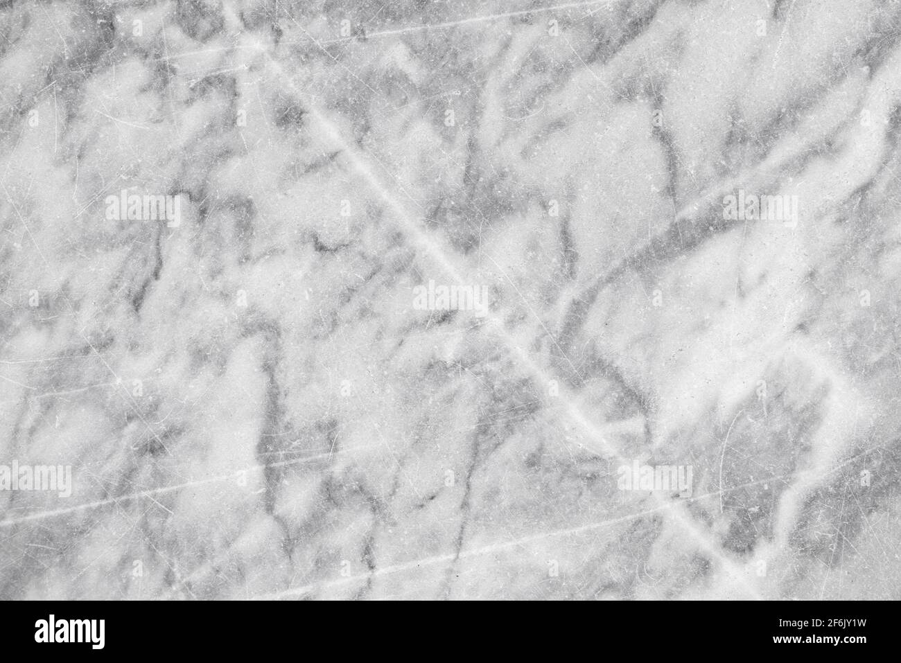 Grauer Marmorsteinboden, natürliche Materialstruktur mit Adern und Kratzern, Draufsicht Stockfoto