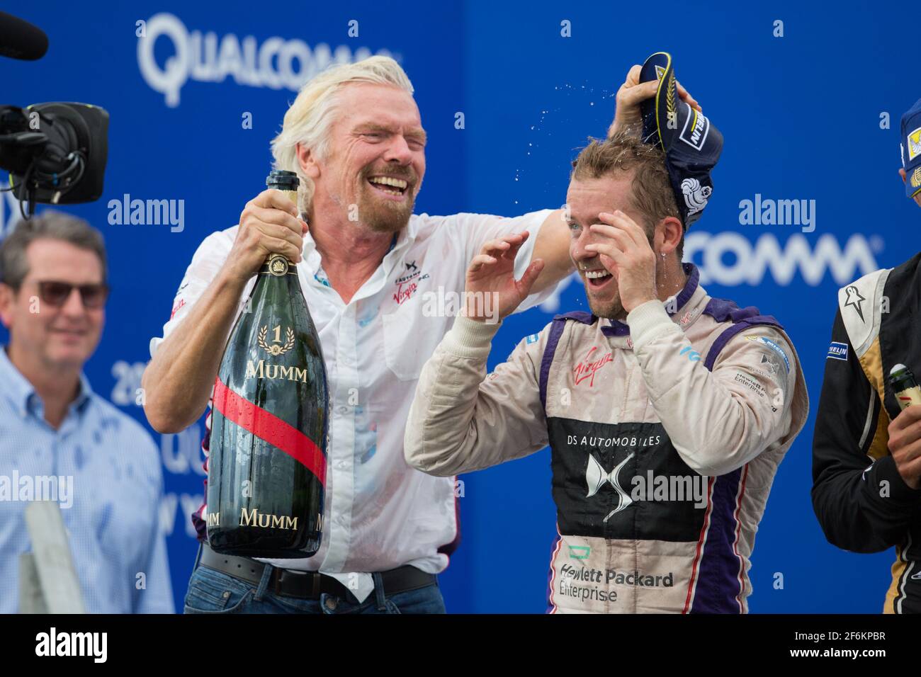 BRANSON Richard, VOGEL Sam (gbr), Formel E Team DS Automobile Virgin Racing, Ambiance Portrait, Podium, während der Formel E Meisterschaft 2017, in New-York City, USA, vom 14. Bis 16. juli - Foto Antonin Vincent / DPPI Stockfoto