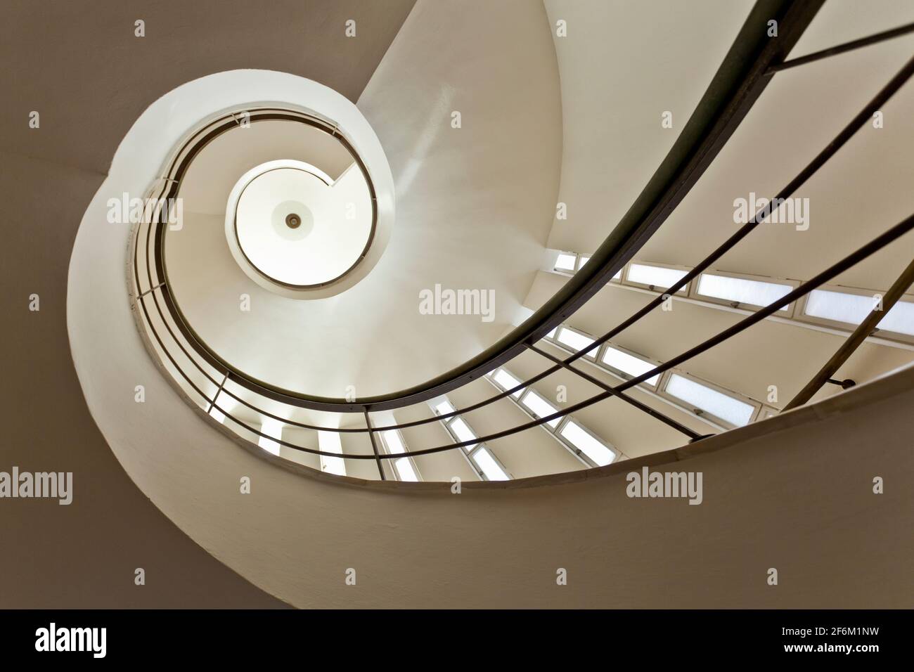 Israel, Rehovot, Weizmann House, Heim von Dr. Chaim Weizmann, dem ersten Präsidenten des Staates Israel, Wendeltreppe Stockfoto