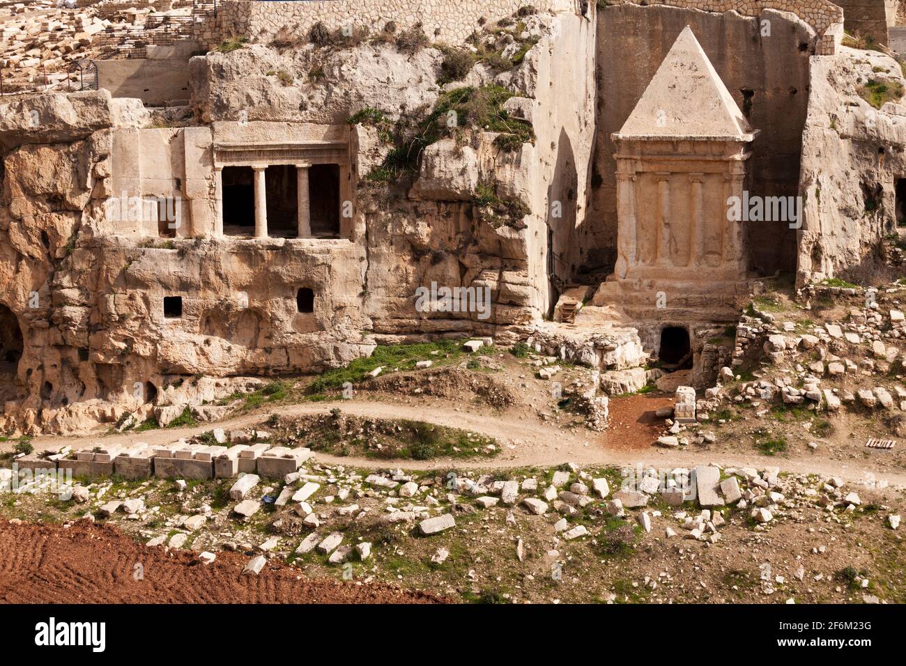 Israel, Jerusalem, Grab von Sacharja, ist ein altes Steinmonument neben dem Grab von Benei Hezir. Es liegt im oberen Kidron-Tal Stockfoto