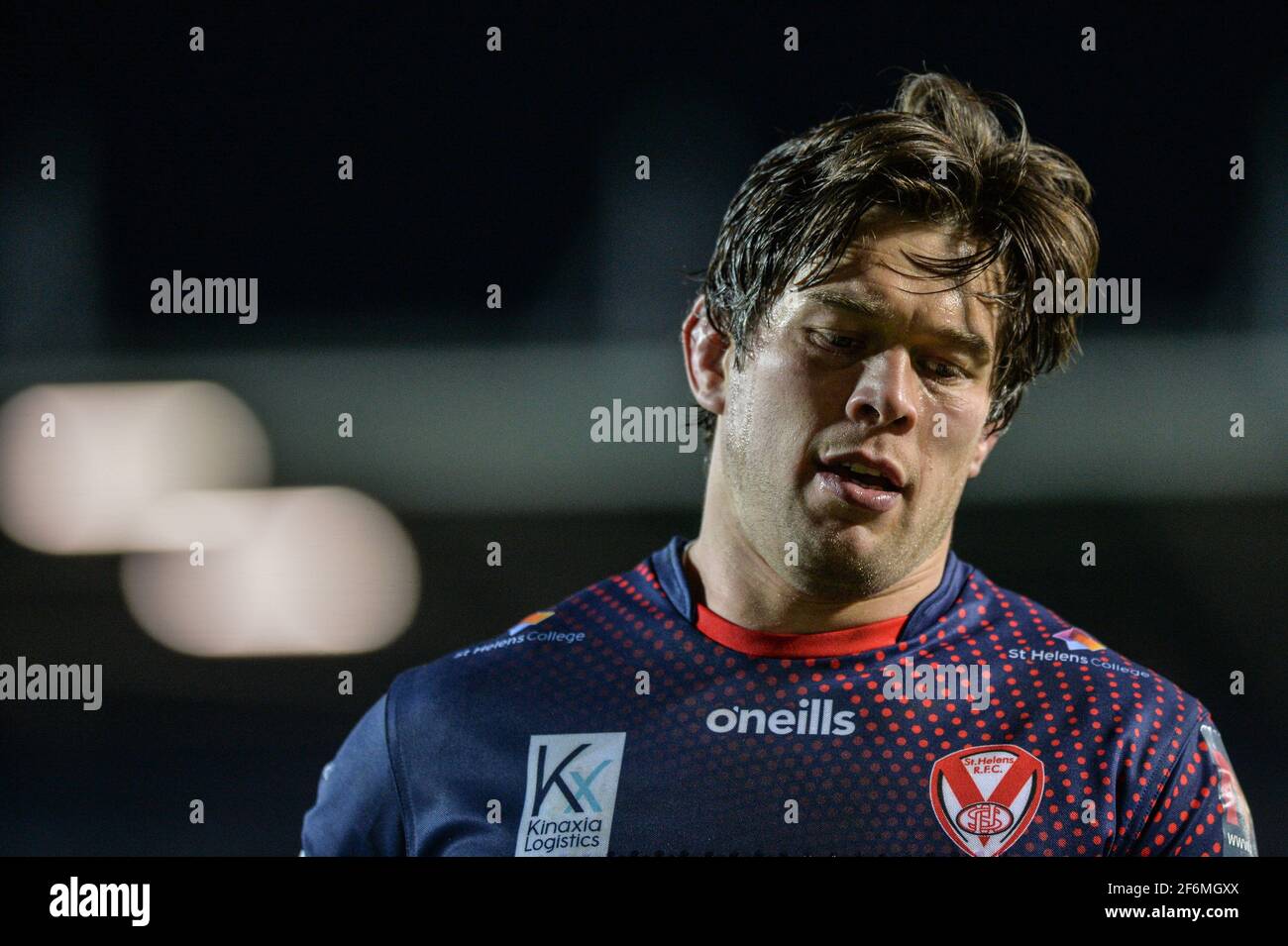 St. Helens, England - 1. April 2021 - Louie McCarthy-Scarsbrook aus St. Helens während der Rugby League Betfred Super League Runde 2 Hull Kingston Rovers vs St. Helens im Totally Wicked Stadium, St. Helens, Großbritannien Dean Williams/Alamy Live News Stockfoto