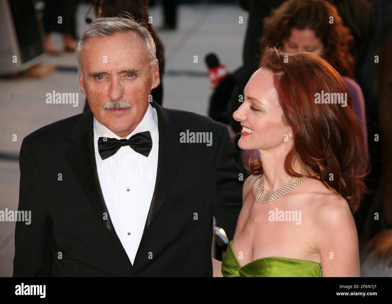 Dennis Hopper und seine Frau Victoria Duffy nehmen am 5. März 2006 an der Vanity Fair Oscar Party in Mortons in West Hollywood, CA Teil. Foto: Henry McGee/MediaPunch Stockfoto