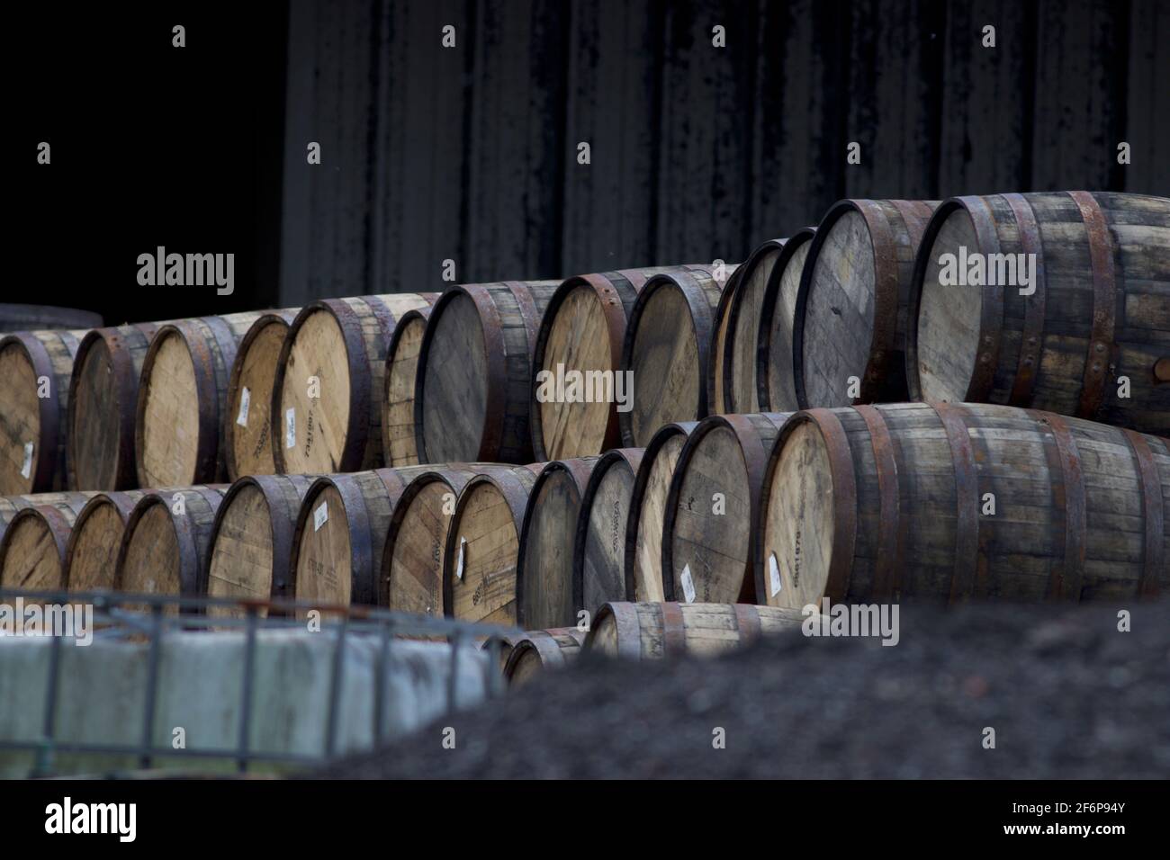 Whisky-Fässer, Speyside Cooperage, Craigellachie Stockfoto