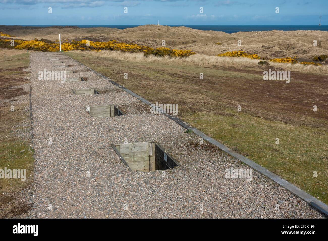 Schießpositionen auf dem militärischen Schießstand der Blackdog Ranges im Weiler Blackdog, Aberdeenshire, Schottland Stockfoto