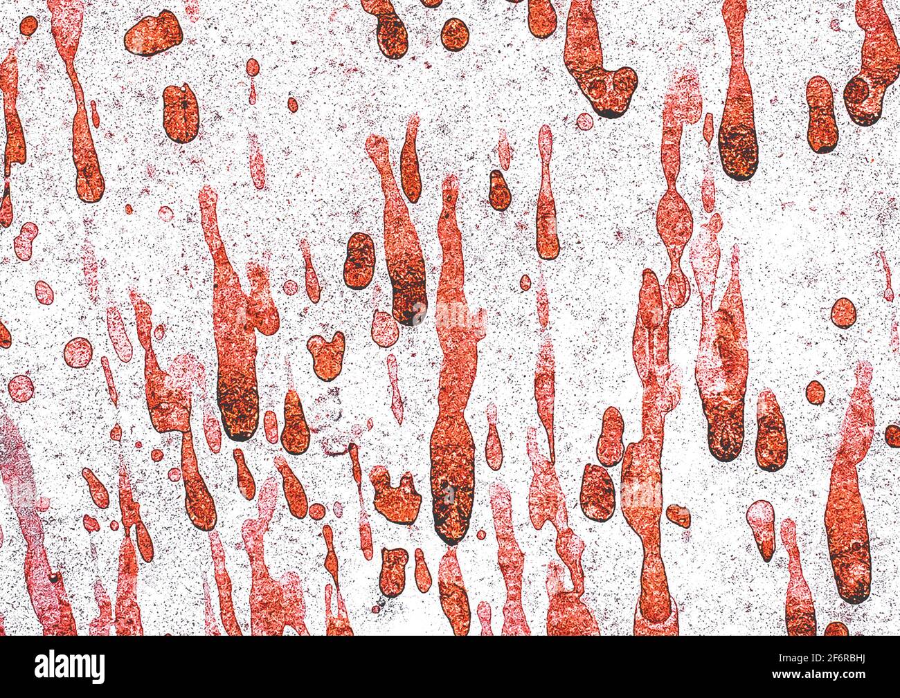 Rote Farbspritzer fließen durch die alte Betonwand, bluthintergründes Konzept. Stockfoto