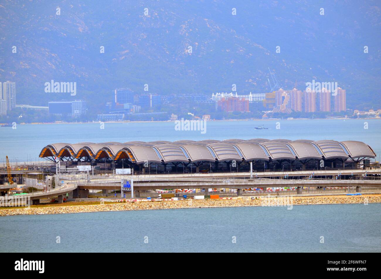 Passenger Clearance Building (旅檢大樓), Hong Kong Boundary Crossing Facilities (HKBCF), Hong Kong–Zhuhai–Macau Bridge Project Stockfoto