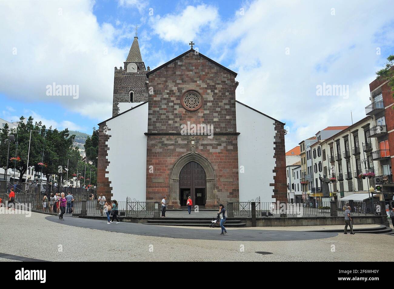 Turm der kathedrale von funchal Fotos und Bildmaterial in hoher