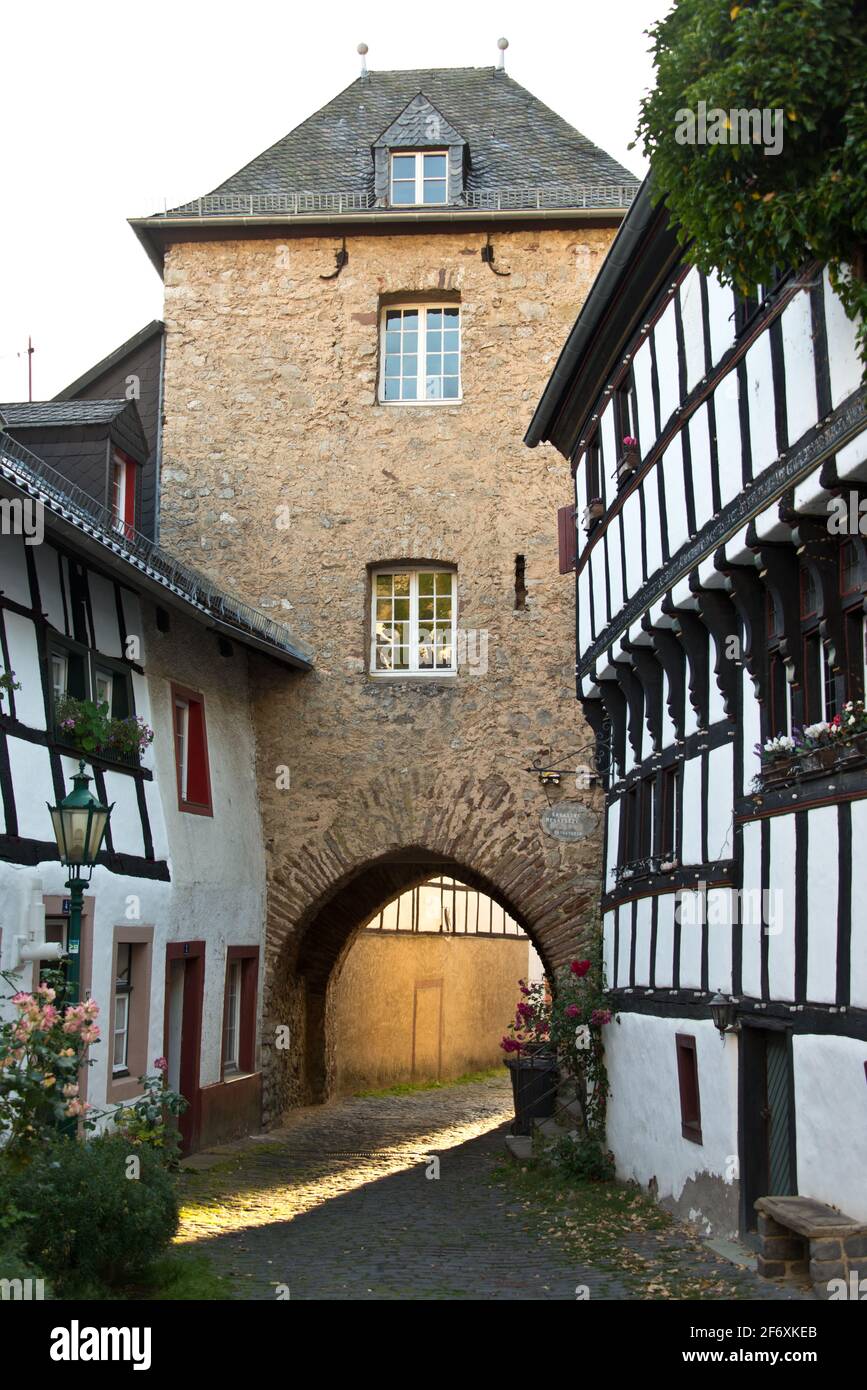 Der Schäferturm der ehemaligen Stadtmauer von Blankenheim in der Eifelregion Stockfoto