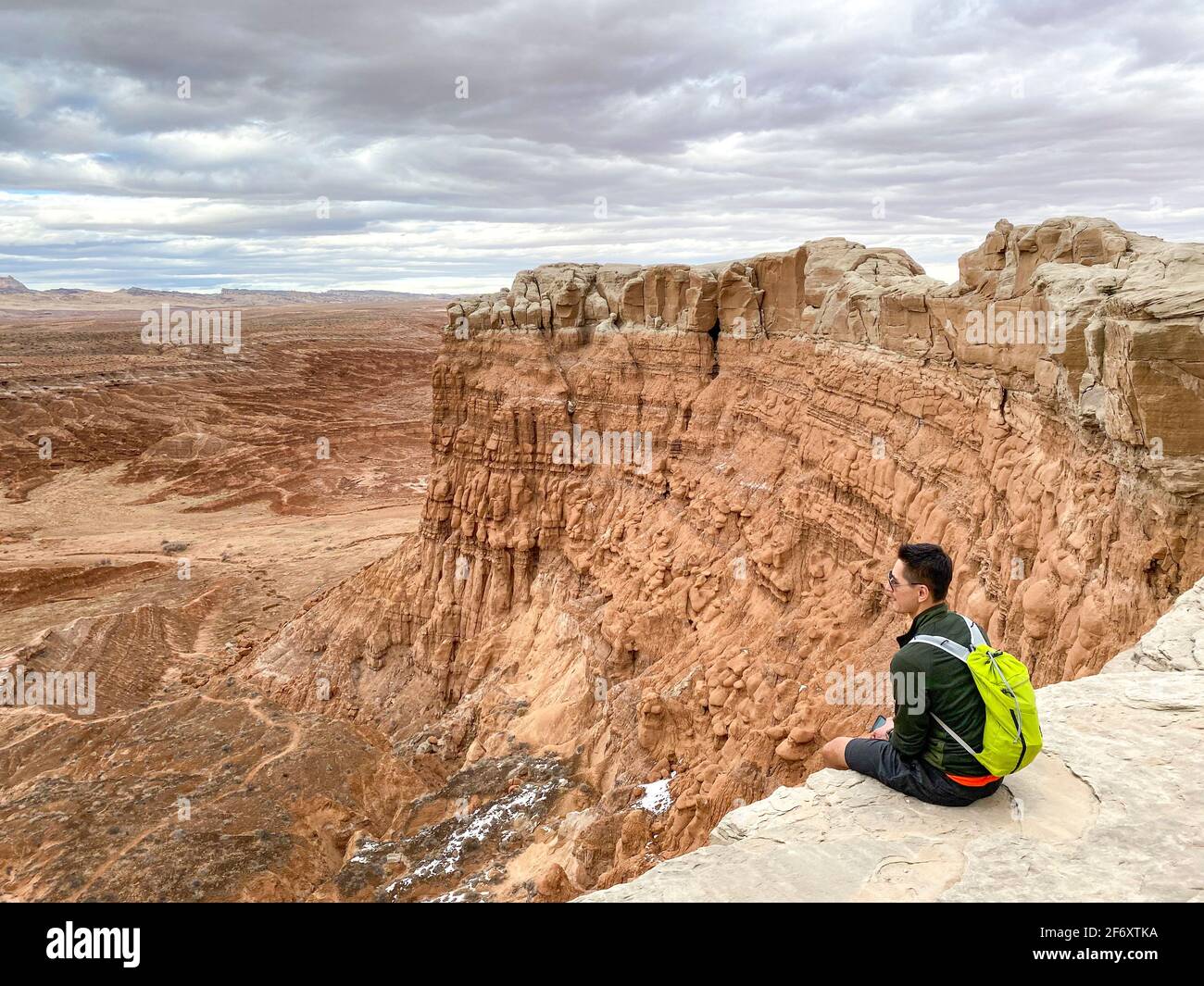 Wanderer im Goblin Valley State Park, San Rafael Desert, Utah, USA Stockfoto