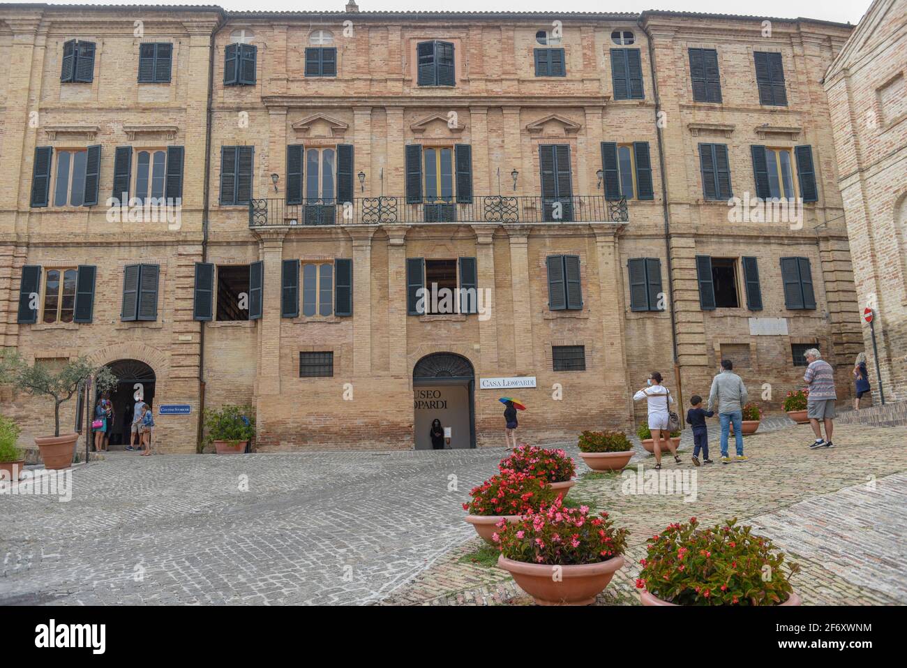 Recanati, Italien - 22. September 2020: museum des Schriftstellers Giacomo Leopardi in Recanati auf den Marken in Italien Stockfoto