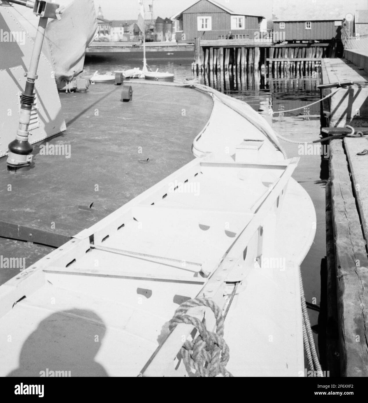 T44, T45 Torpedorogang auf Deck.T 45 (abgebildet - Name) Stockfoto