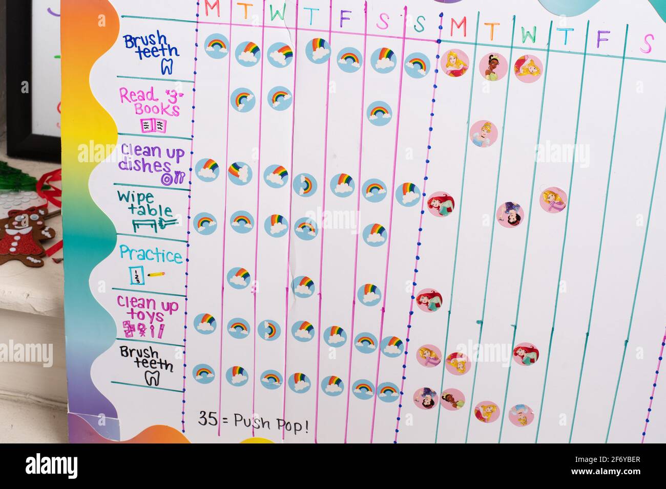 Aufgaben Motivationsdiagramm für ein vierjähriges Mädchen Stockfoto