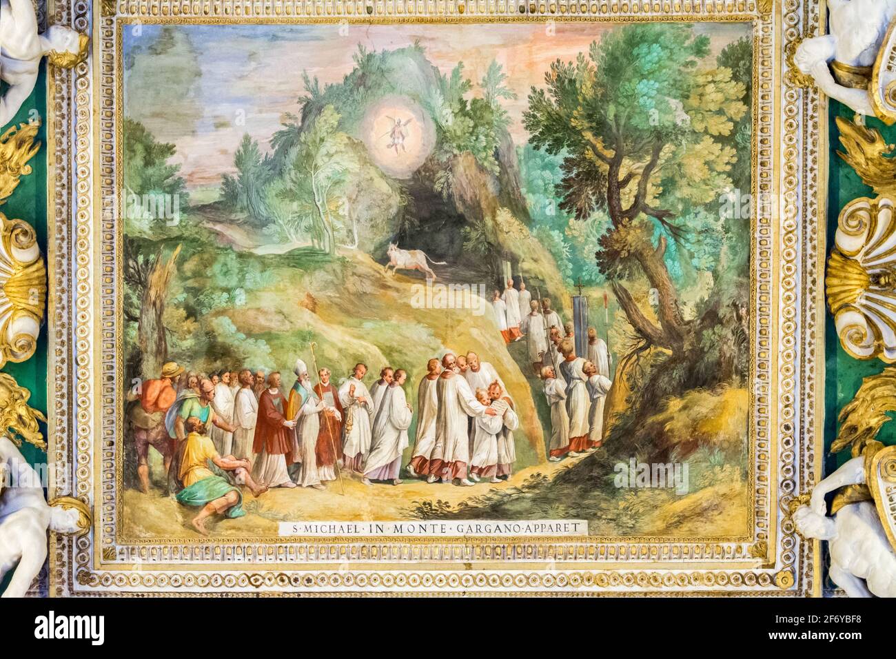 Vatikan - 06. Oktober 2018: Gemälde, die die Galerie der Geographischen Karten (Galleria delle Carte Geografiche ) im Vatikan schmücken Stockfoto