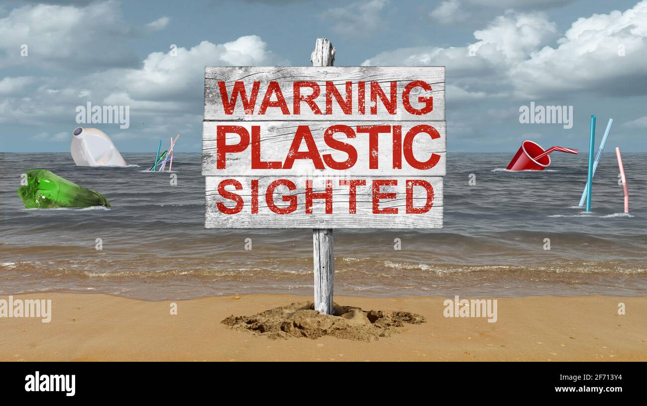 Plastik, das einen Strand verschmutzt und die Gefahren von Kunststoffen im Meer und die Gefahren von Mikroplastik im Meer als Trinkhalme für Umweltprobleme. Stockfoto