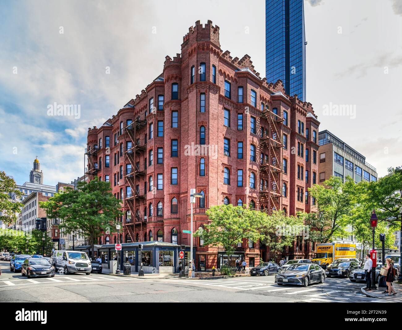 271 Dartmouth Street, in Back Bay, ist das ehemalige Hotel Victoria, das in Eigentumswohnungen umgewandelt wurde. Stockfoto