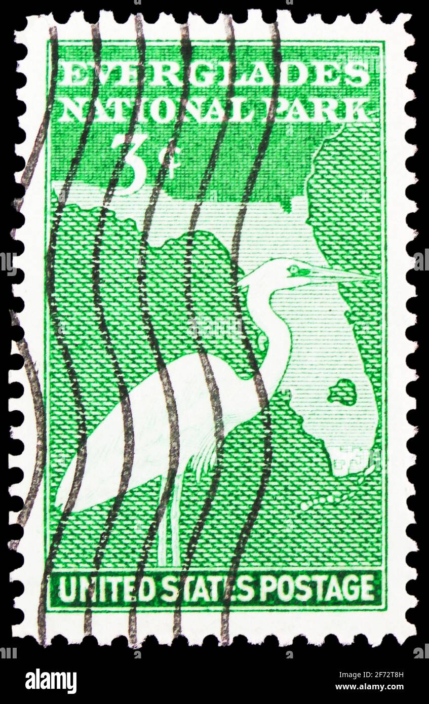 MOSKAU, RUSSLAND - 12. JANUAR 2021: Die in den Vereinigten Staaten gedruckte Briefmarke zeigt den Großen Weißen Reiher (Ardea herodias ssp. Occidentalis), Karte von Everglade Stockfoto