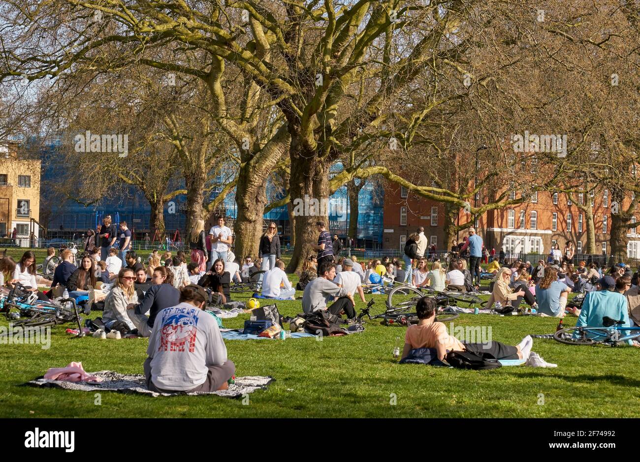 london Fields ostern 2021 Stockfoto