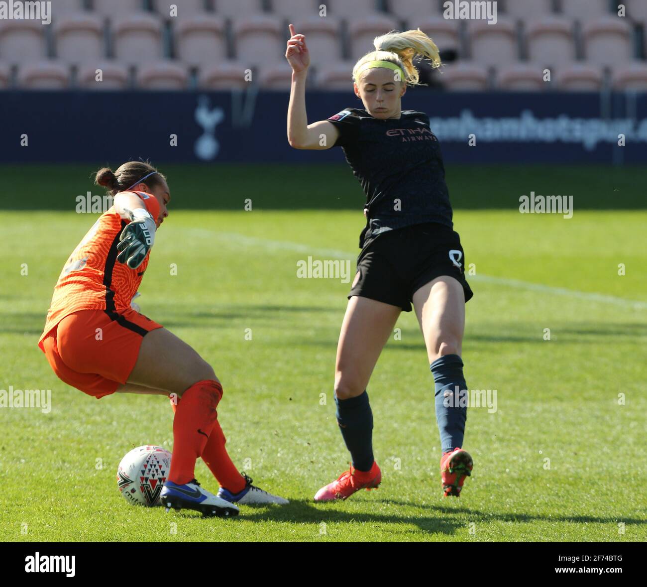 Barnett, Großbritannien. April 2021. EDGWARE, ENGLAND - 04. APRIL: Chloe Kelly vom Manchester City WFC während der Barclays FA Women's Super League zwischen Tottenham Hotspur und Manchester City am 04. April 2021 im Hive Stadium, Barnett UK Credit: Action Foto Sport/Alamy Live News Stockfoto