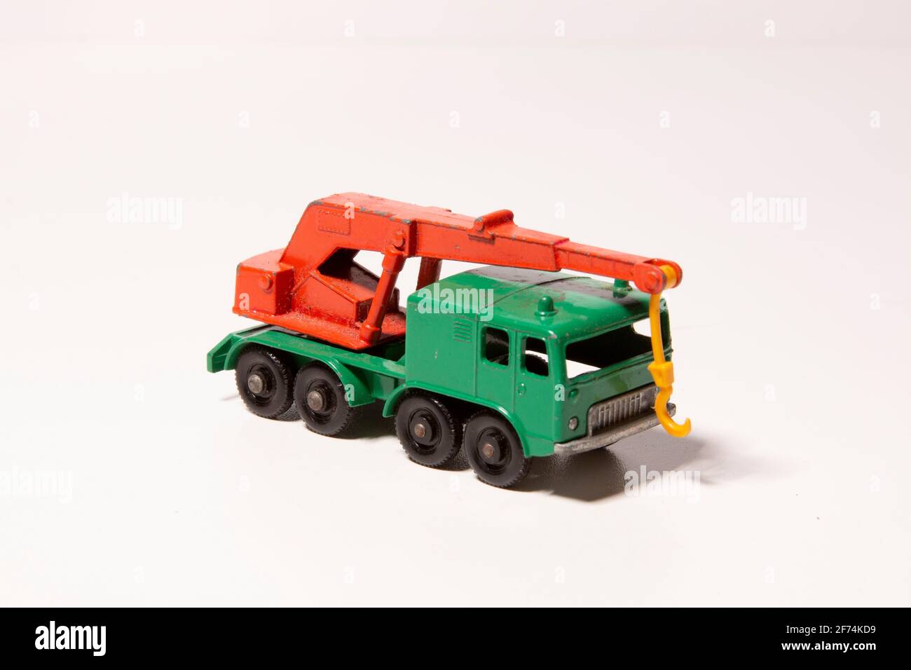 Streichholzschachtel, 8-Rad-Kran Stockfoto