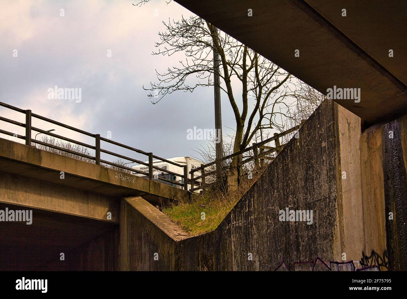 Autobahn M42 vom Kanal Stockfoto
