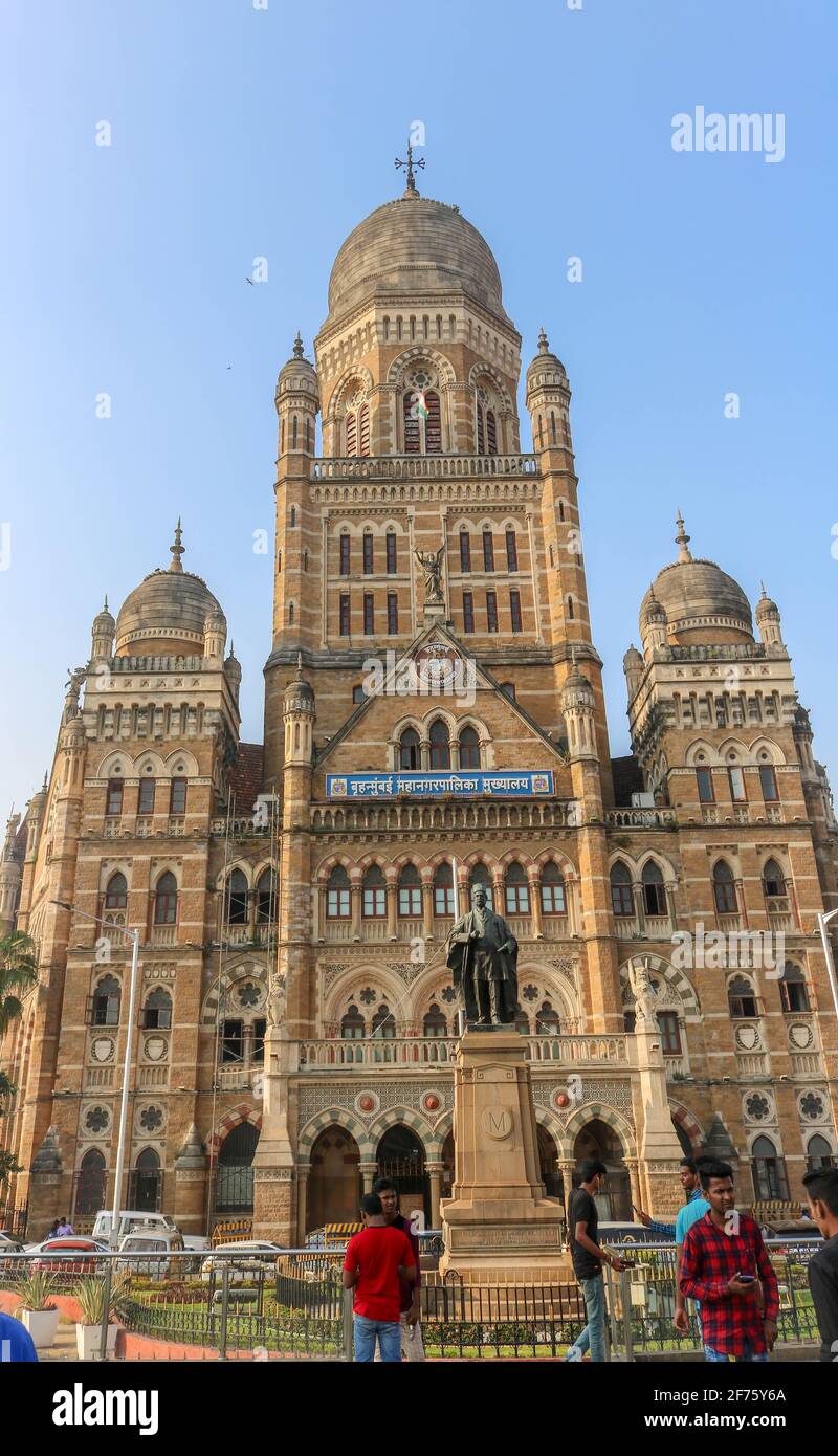 Das Municipal Corporation Building in South Mumbai, Maharashtra, Indien, ist ein denkmalgeschützes Gebäude. Stockfoto
