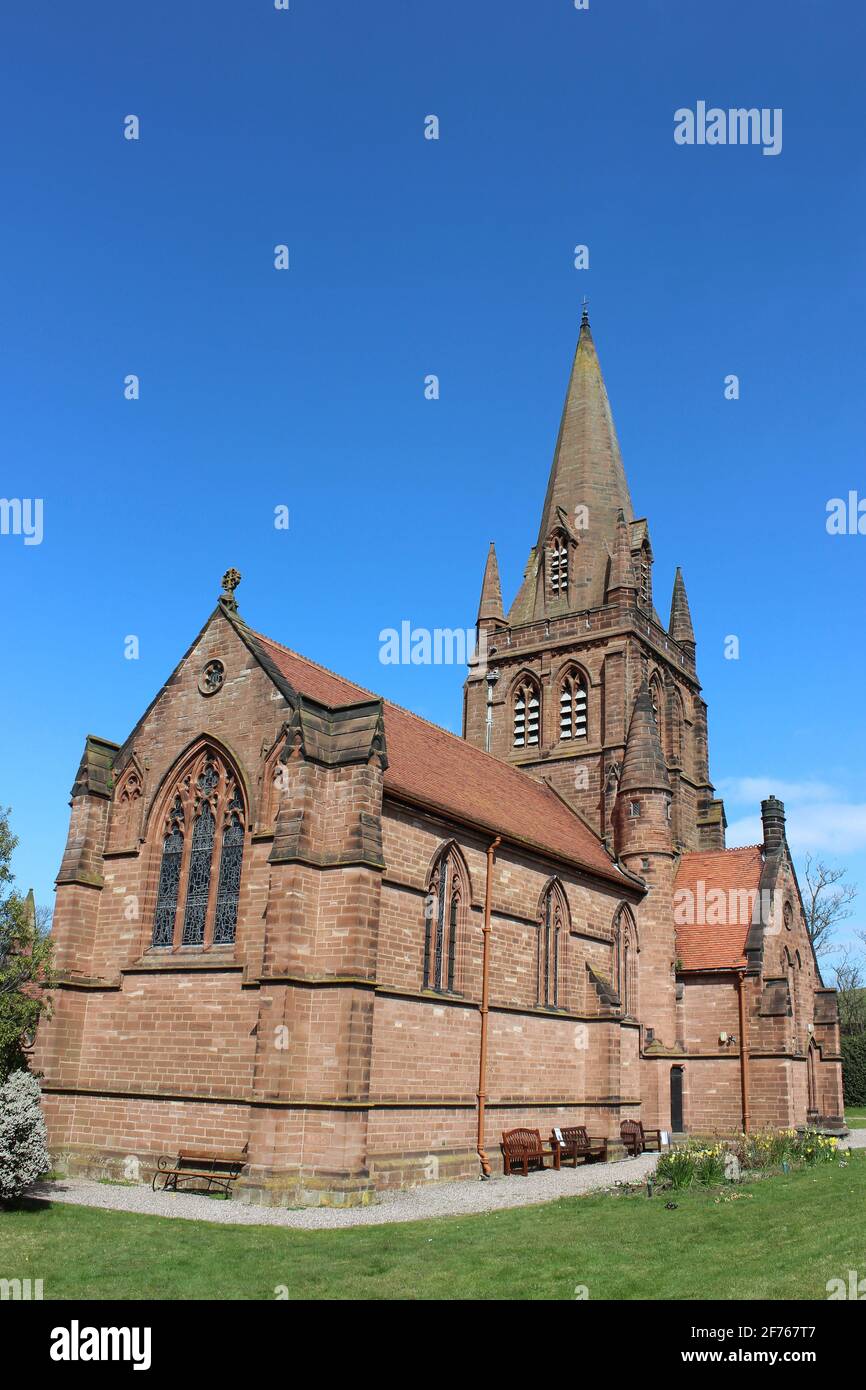 St. Bartholomew's Church im Dorf Thurstaston, Wirral, Merseyside, England. Stockfoto
