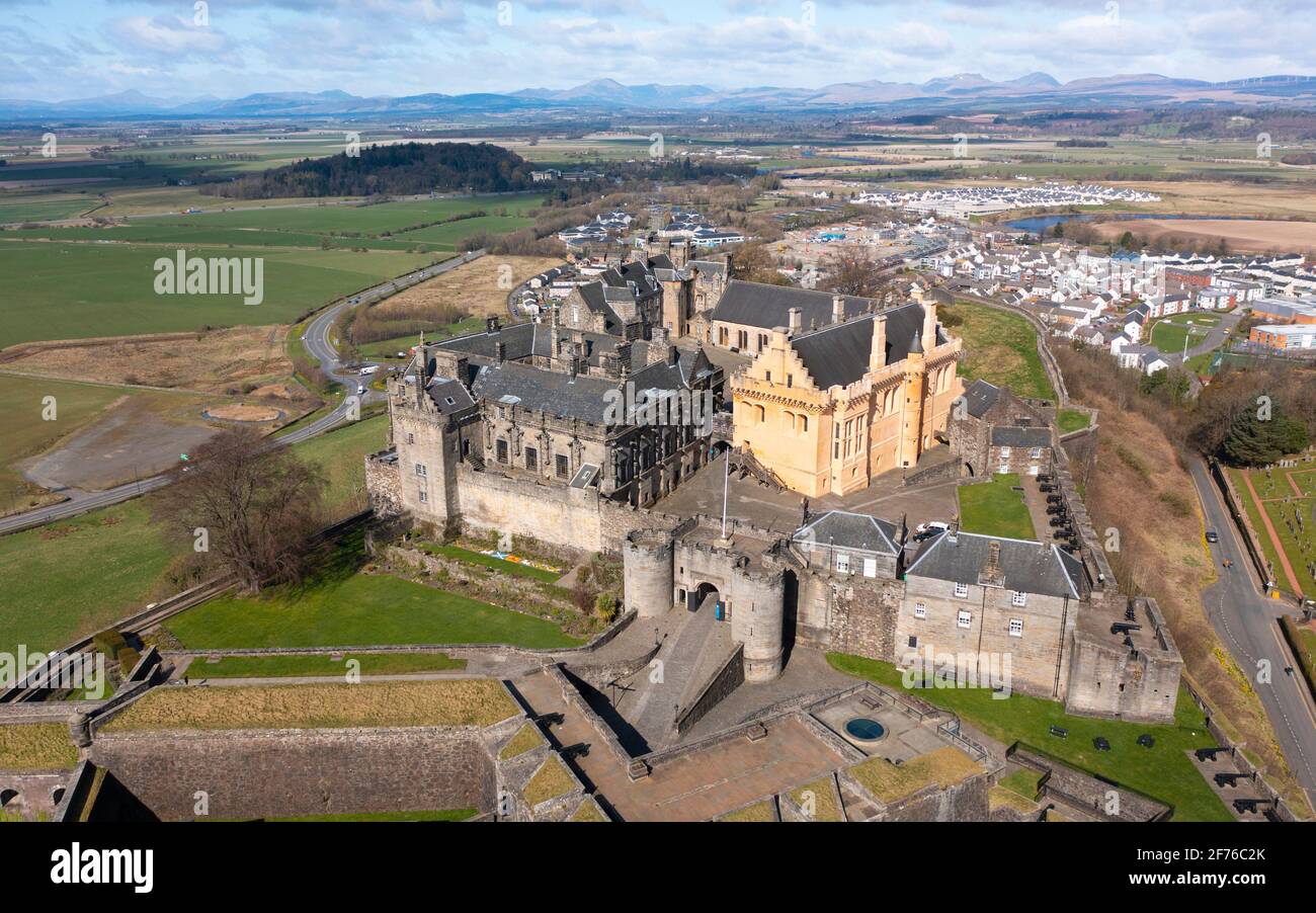 Luftaufnahme von der Drohne von Stirling Castle in Stirling, Schottland, Großbritannien Stockfoto